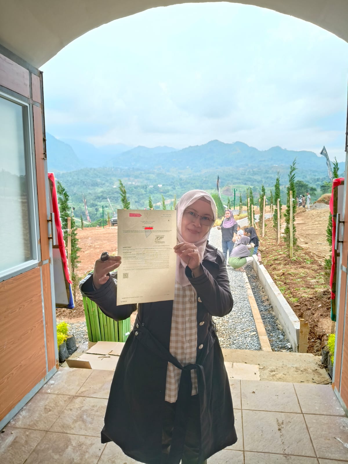 Serah Terima SHM The Halimun Salak