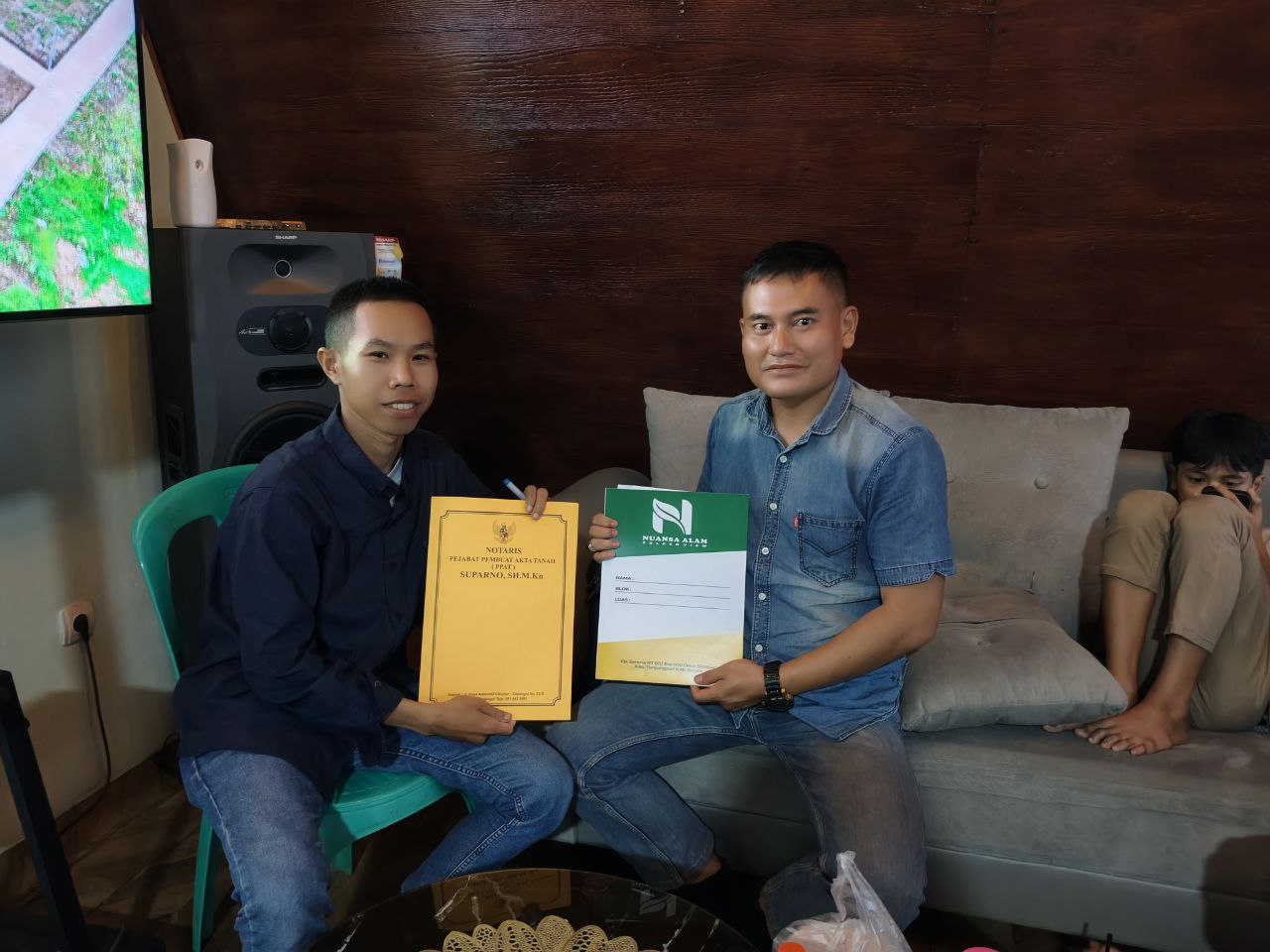 Serah Terima SHM Kavling SHM Ala Eropa di Puncak 2